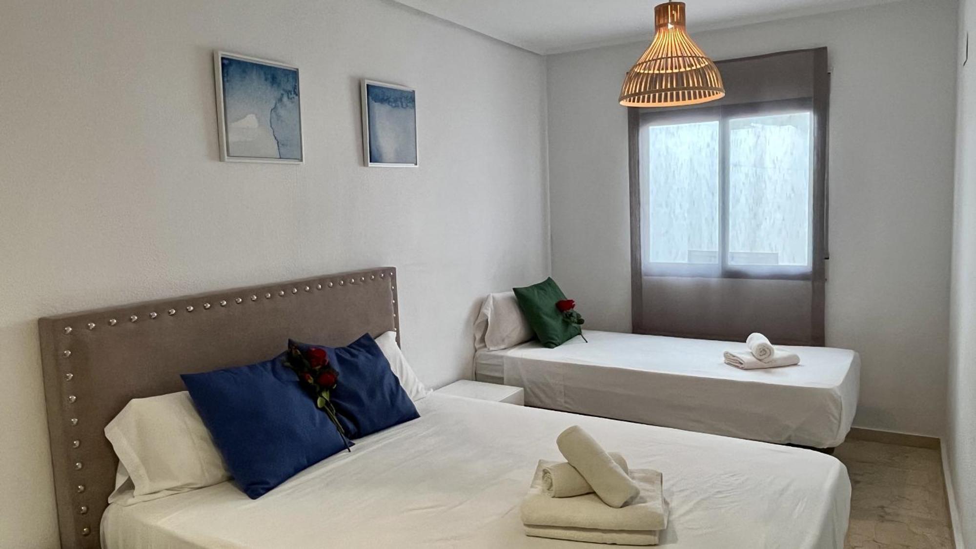 Blue 10b By Gloove * Alicante
