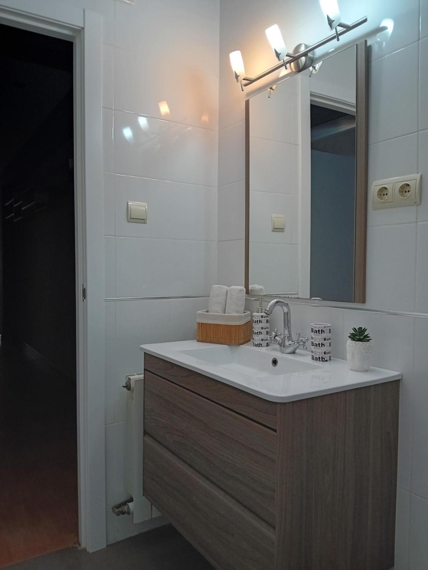 Amplio Apartamento Centro De Alicante Apartment *