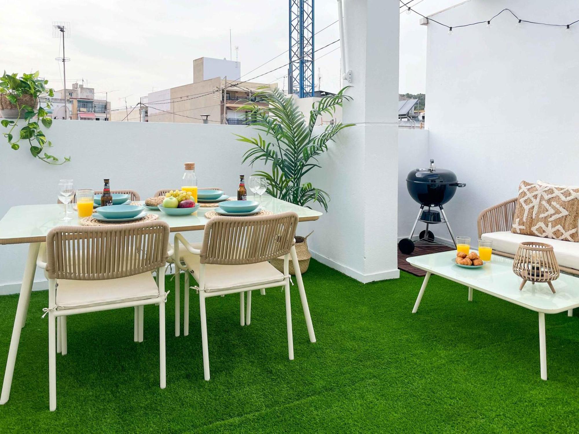 El Atico Del Mercado. Un Lugar Dificil De Olvidar. Apartment Alicante