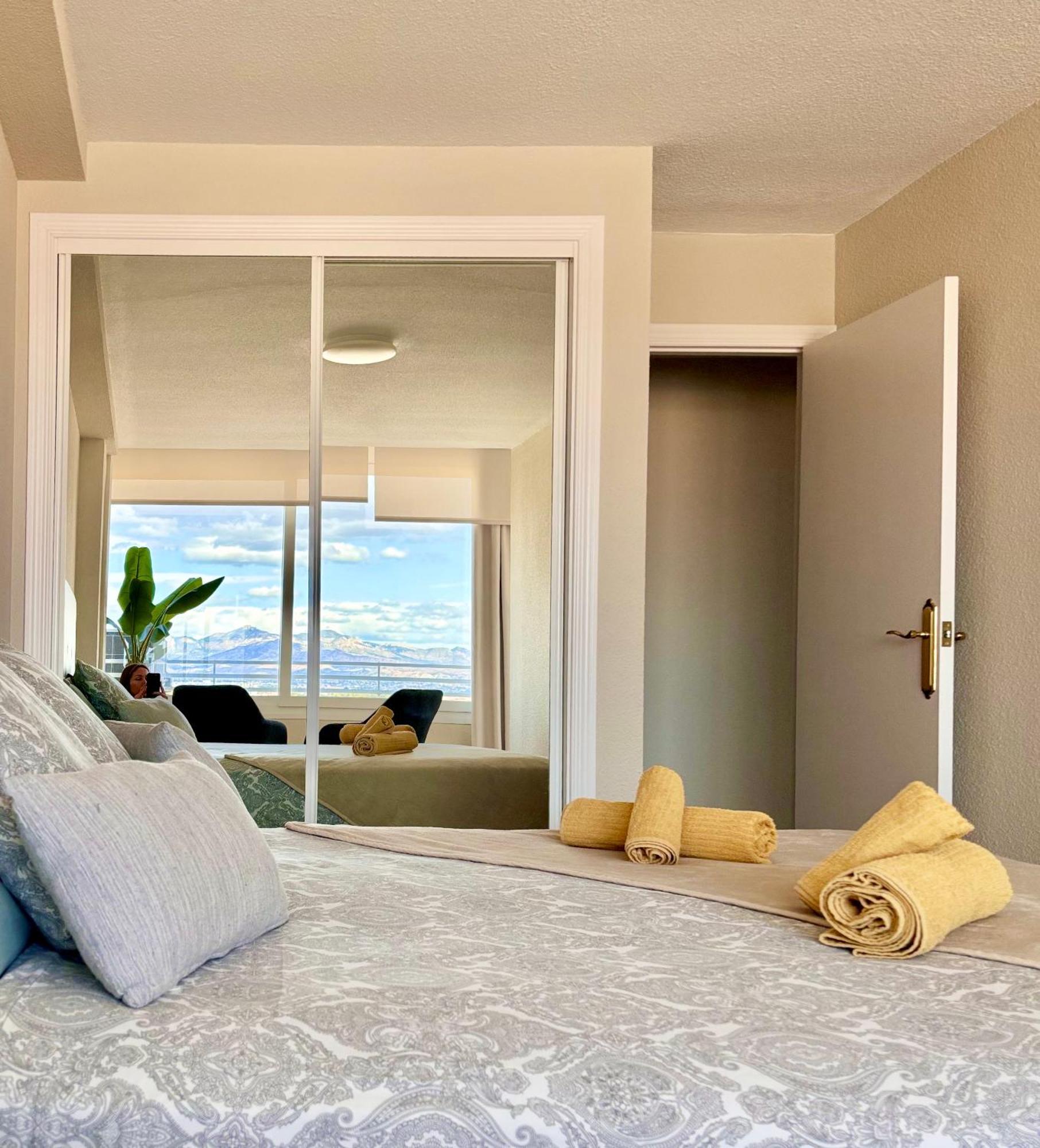 Luceros Sky Apartment Alicante