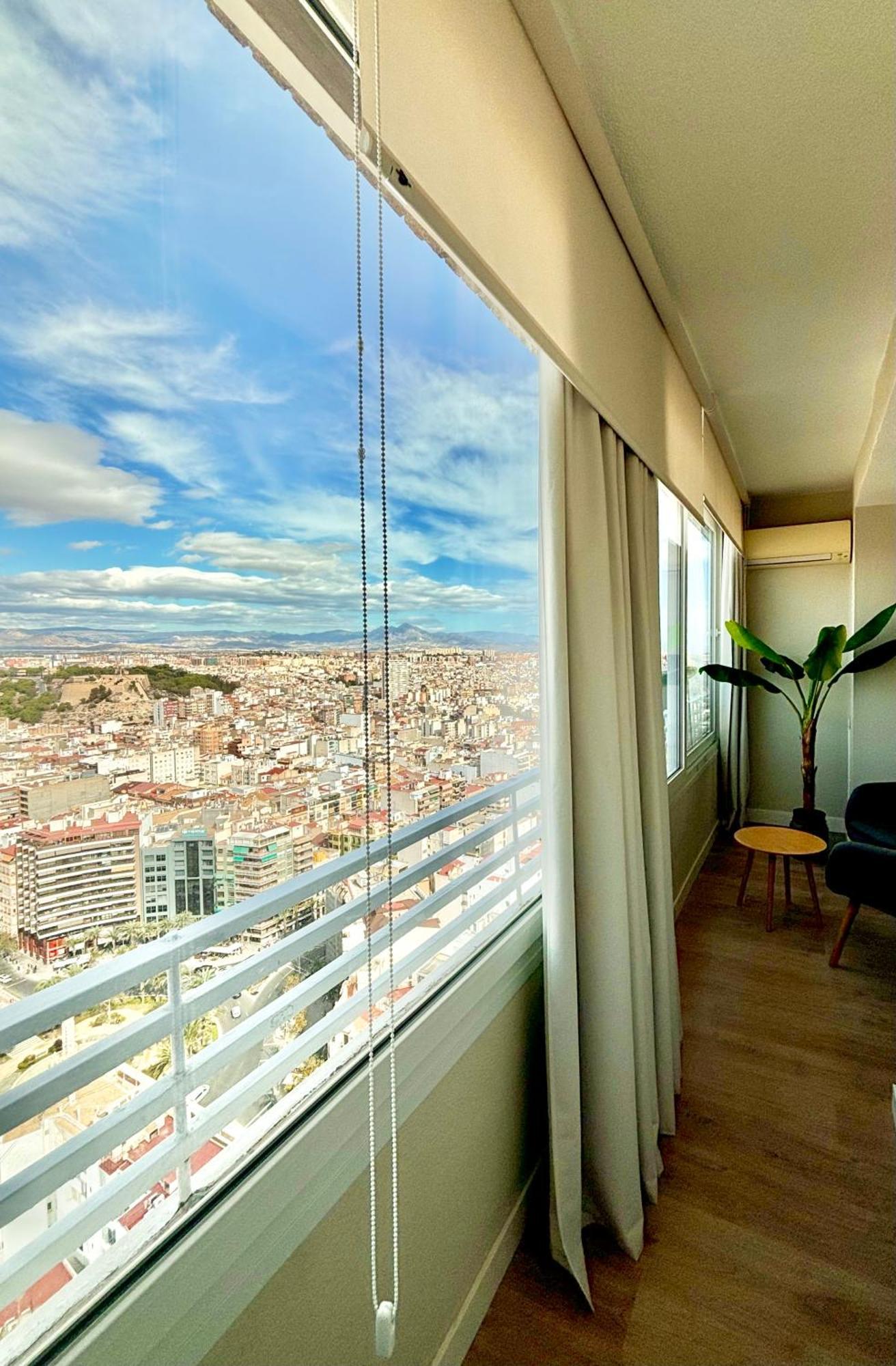 Apartment Luceros Sky Alicante