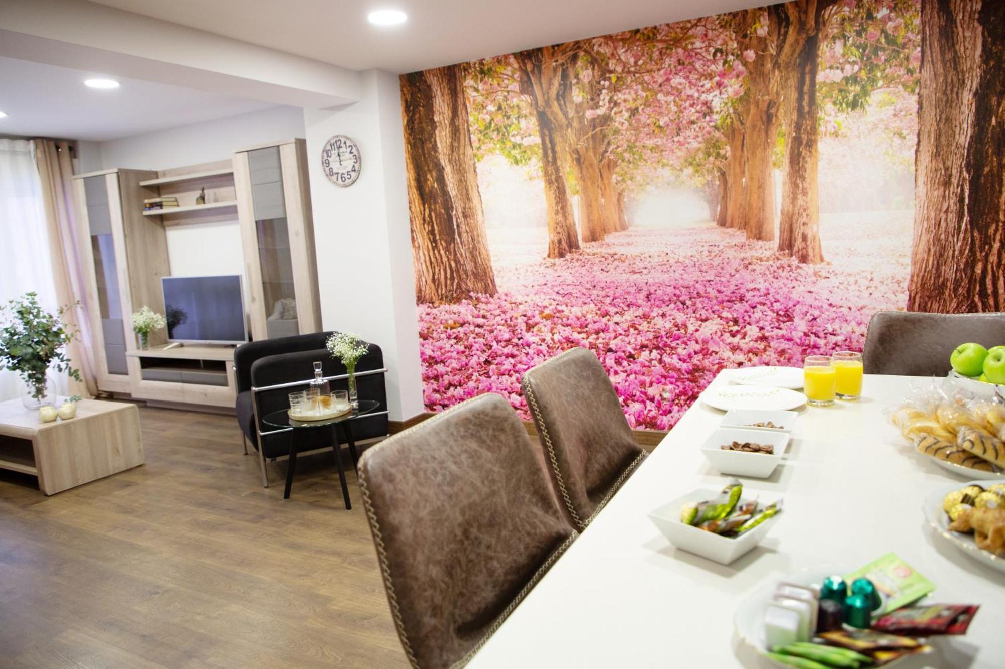 Huoneisto Luxury New Centre & Beach, *