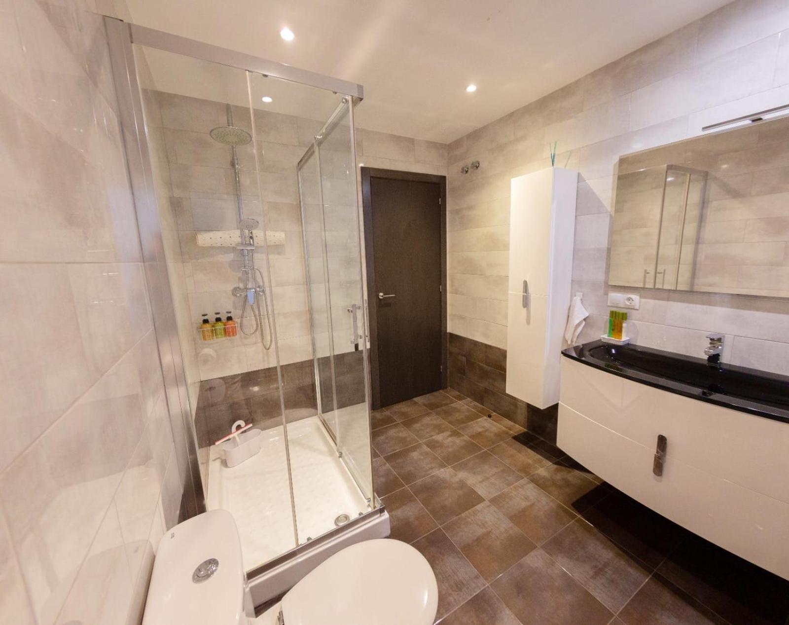 Luxury New Centre & Beach,
