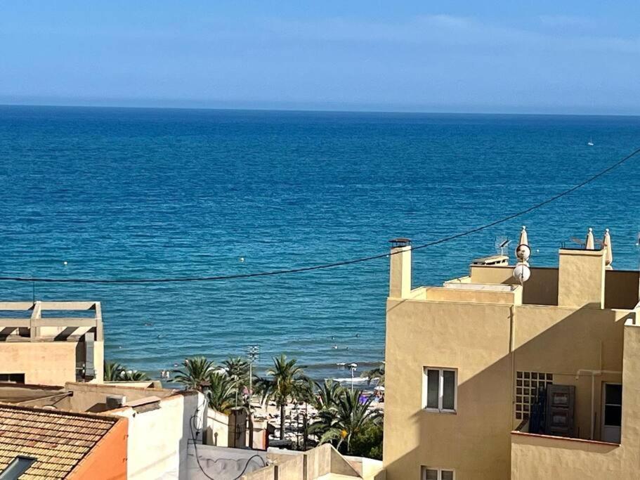 Historic Charm With Terrace And Sea Views *