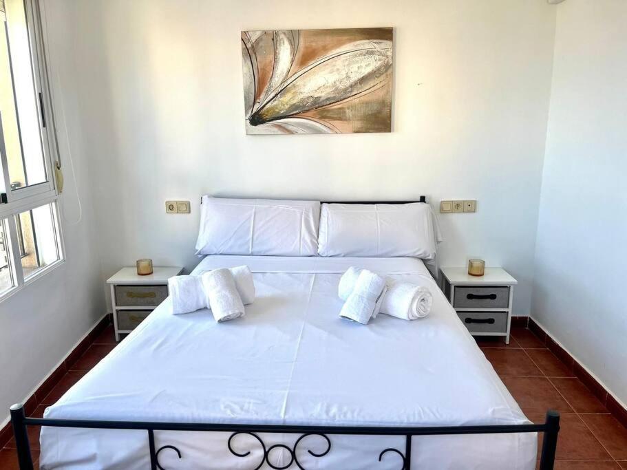 Historic Charm With Terrace And Sea Views Alicante
