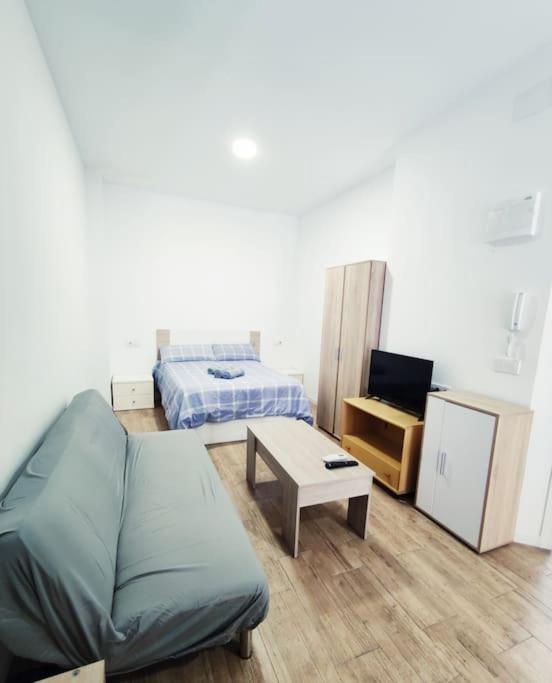 Acogedor Apartamento-loft Aa, Plaza De Toros * Alicante