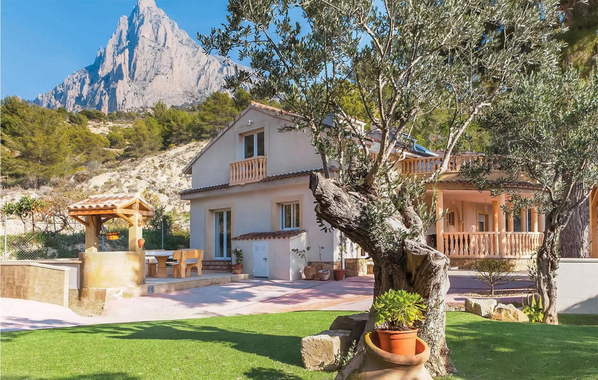 The Willows Holiday home *
