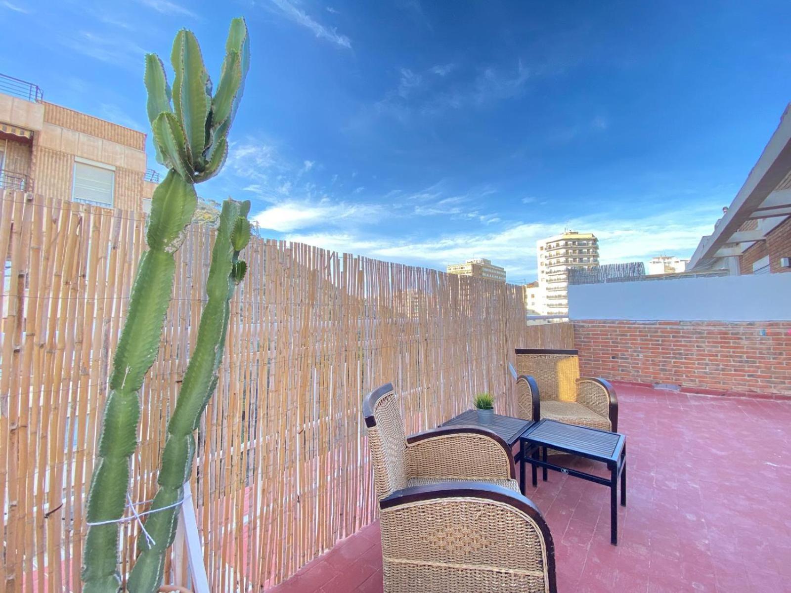 Sea View Penthouse Santa Barbara Apartment *