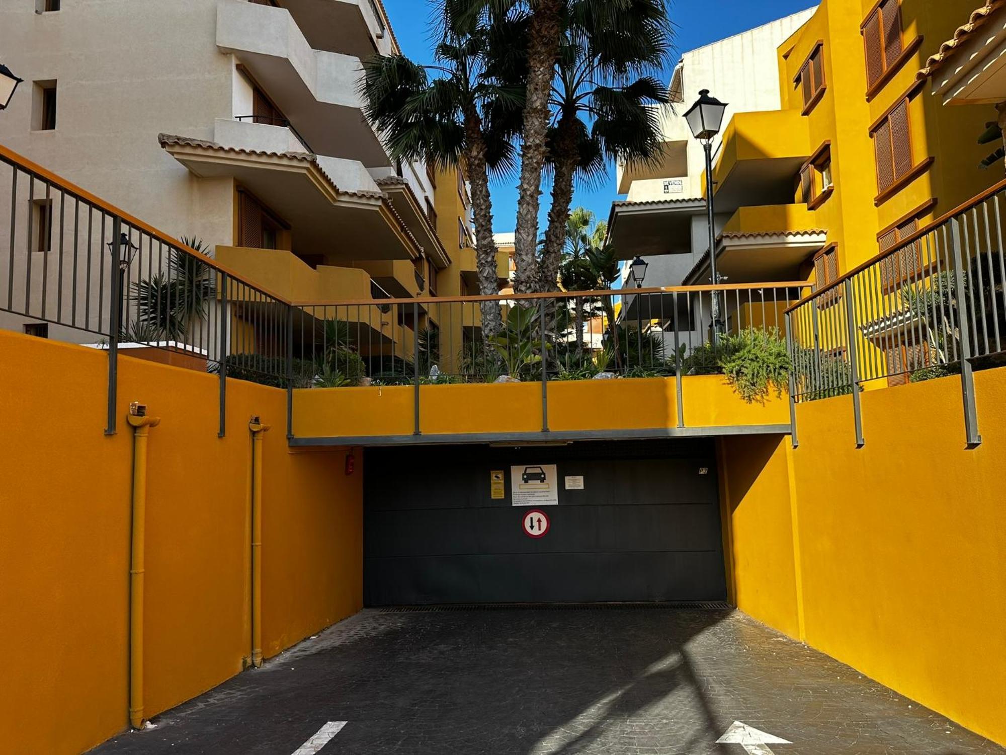 Ground Floor Punta Prima Looking At The Pool Apartment Alicante