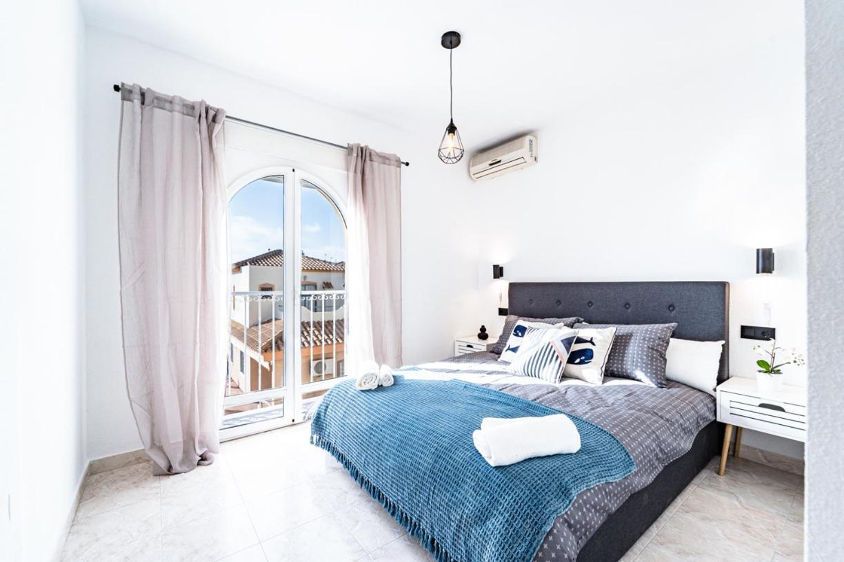 Holiday home Exclusive Townhouse - Rooftop, Garden & Stunning Views Alicante