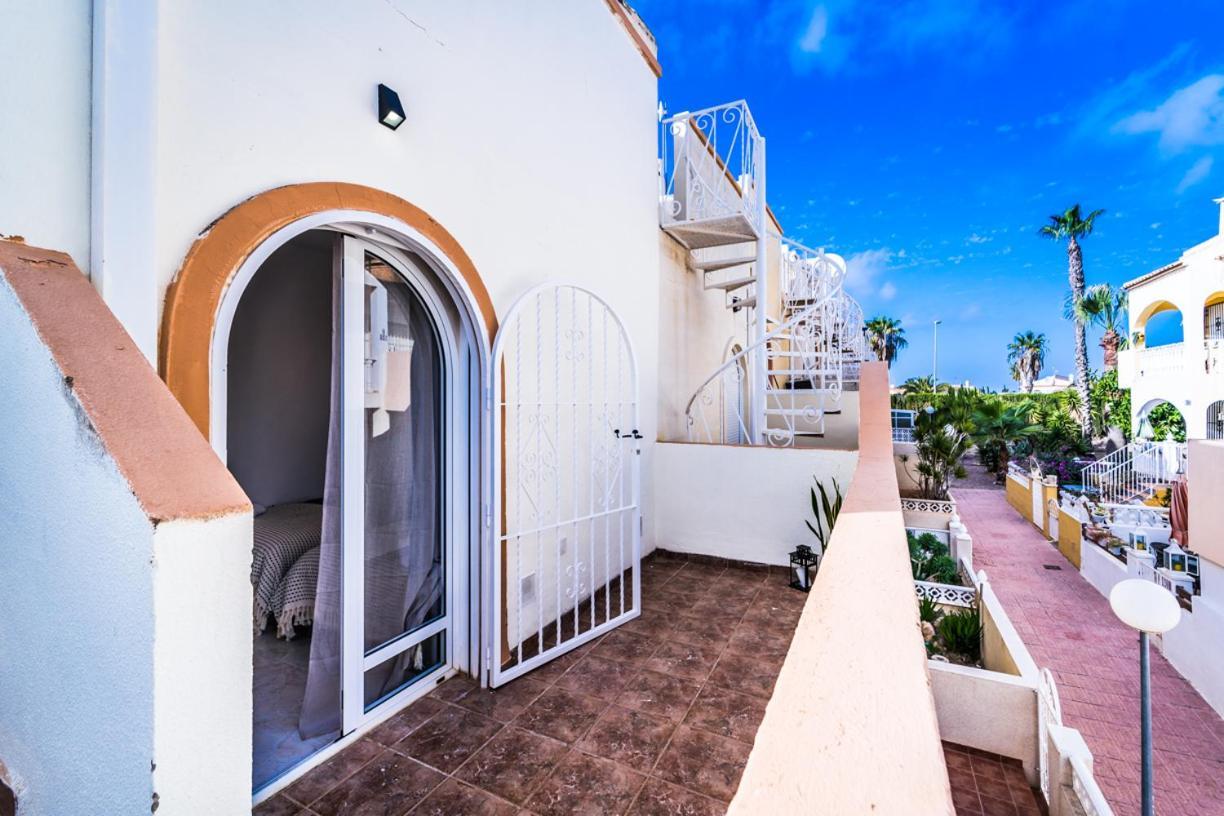 Exclusive Townhouse - Rooftop, Garden & Stunning Views Holiday home Alicante
