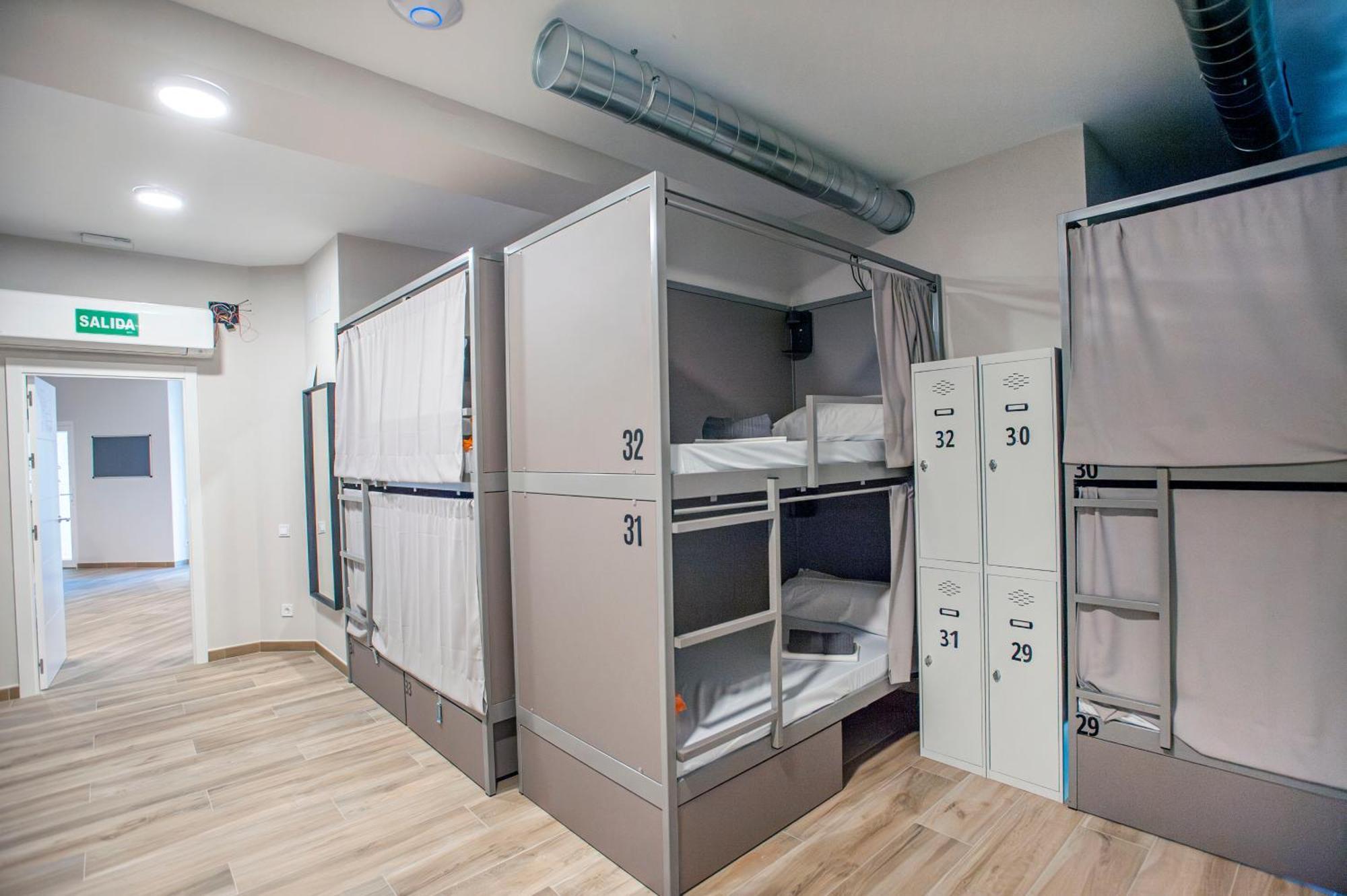 Hostelli Dos Estaciones - Free Towels, Coffee & Tea, Remote Check-in