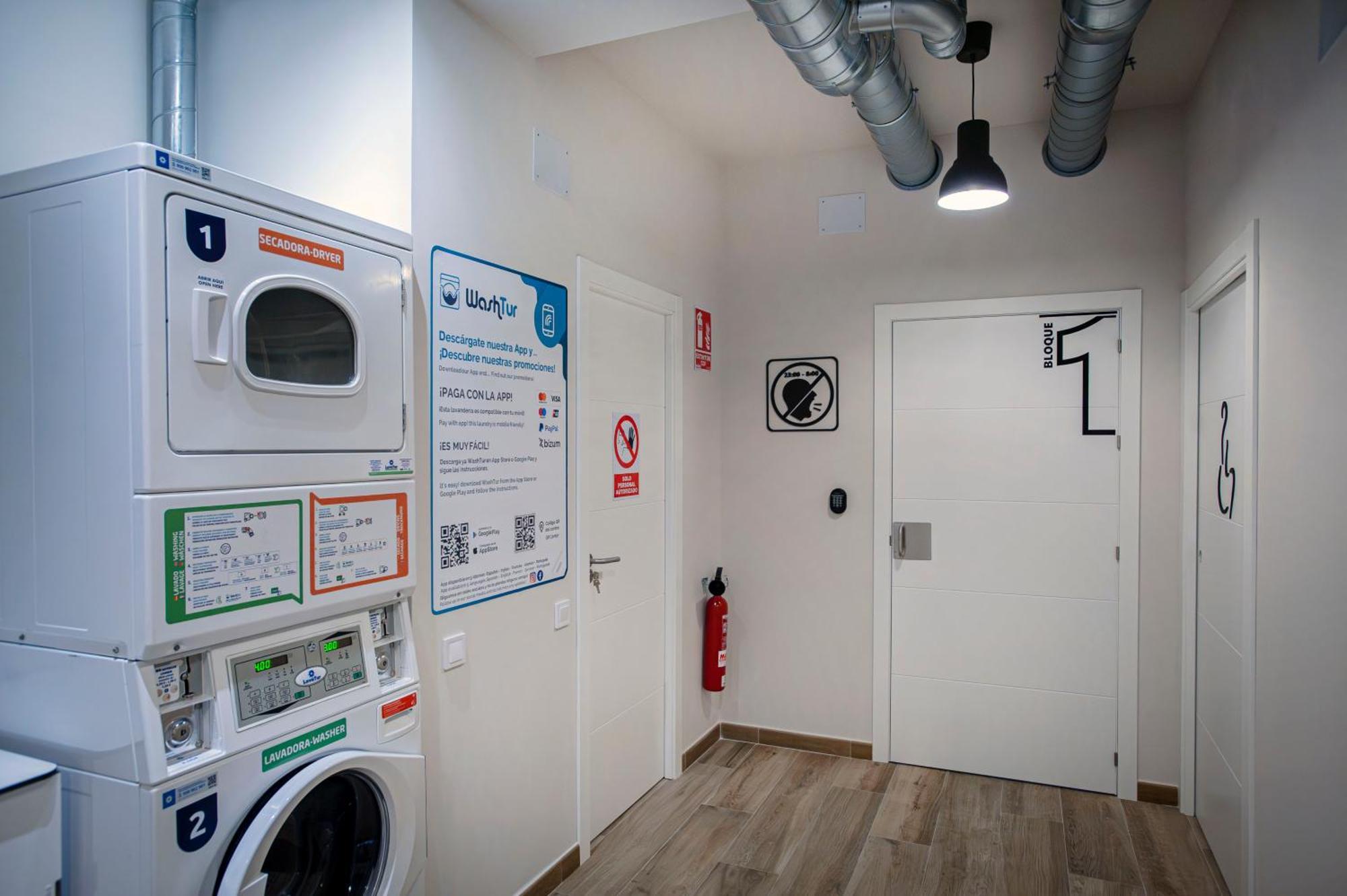 Albergue Dos Estaciones - Free Towels, Coffee & Tea, Remote Check-in *