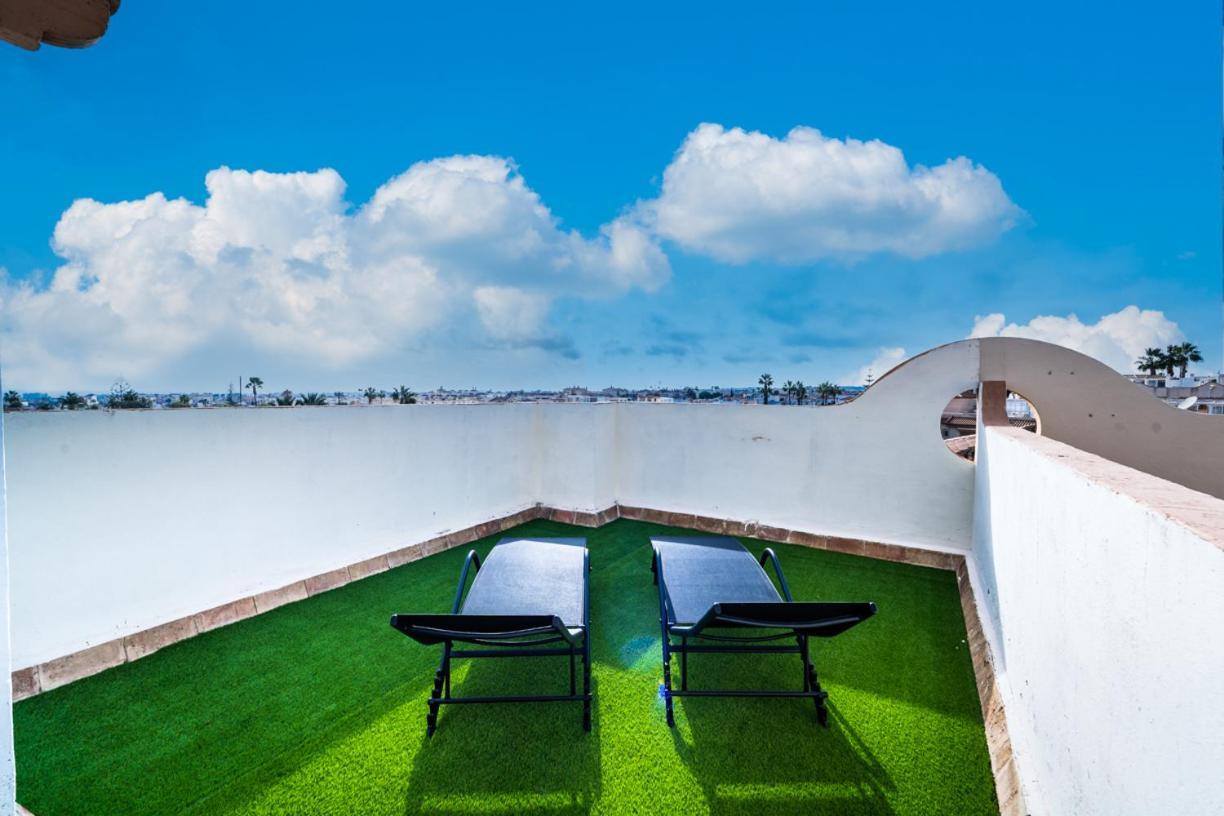 Exclusive Townhouse - Rooftop, Garden & Stunning Views Holiday home Alicante