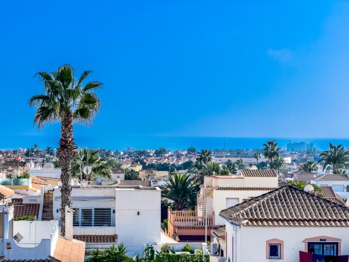 Exclusive Townhouse - Rooftop, Garden & Stunning Views Alicante