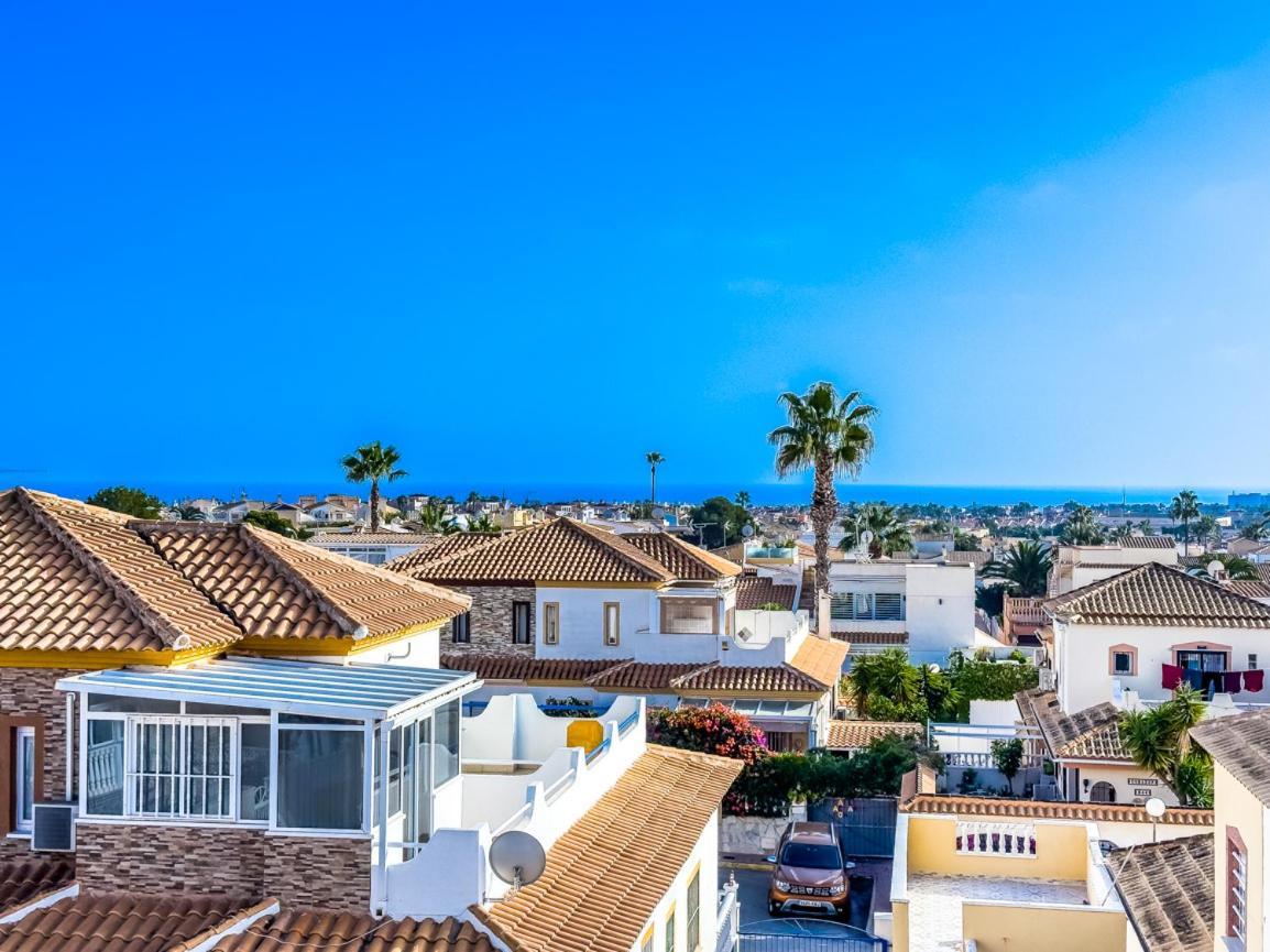 Holiday home Exclusive Townhouse - Rooftop, Garden & Stunning Views