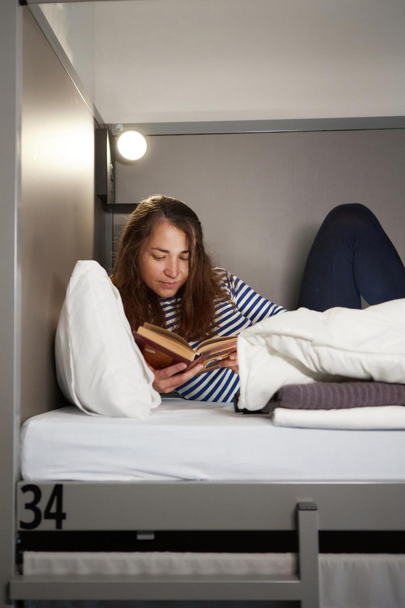 Dos Estaciones - Free Towels, Coffee & Tea, Remote Check-in Albergue