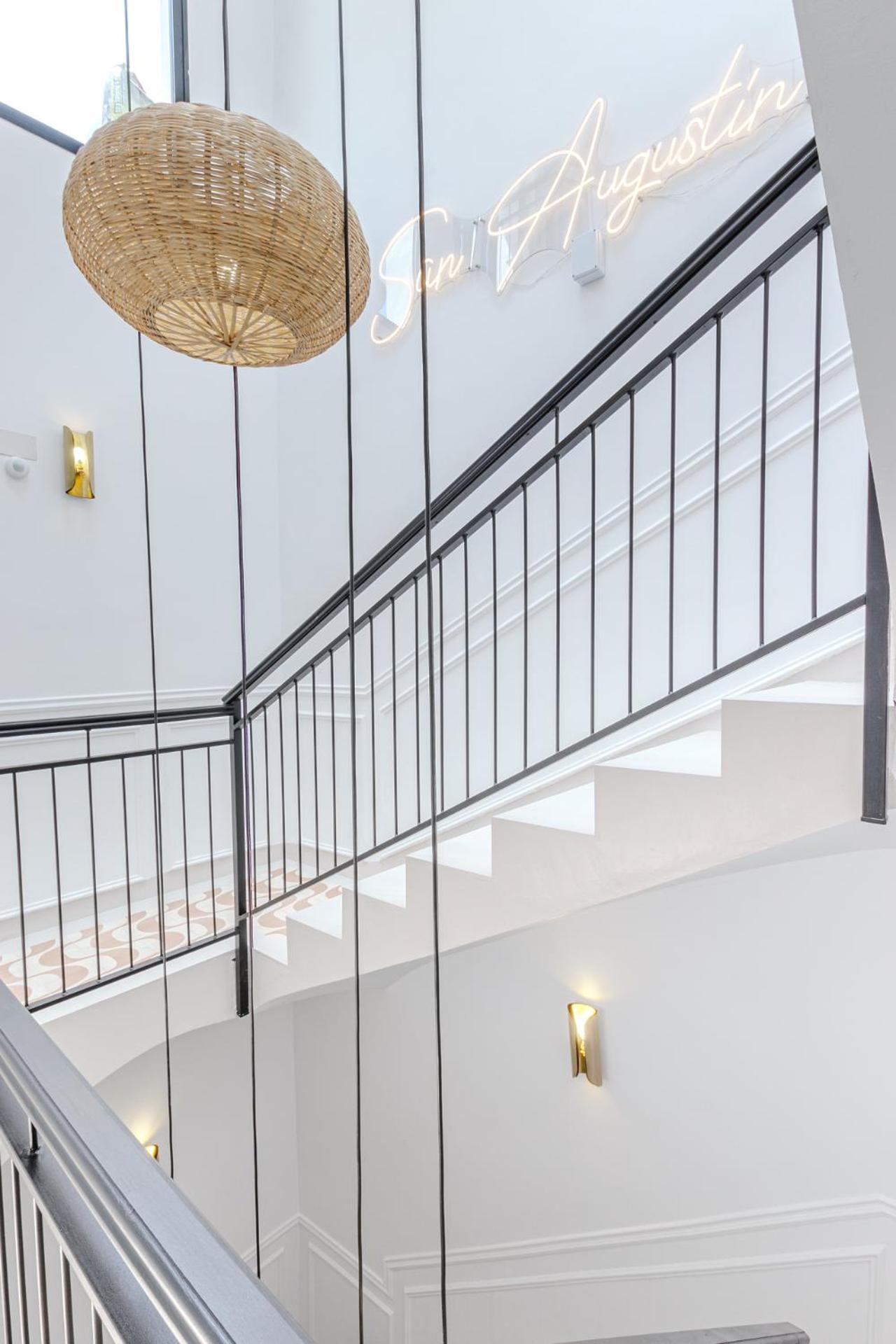 Luxurious In Historic Center Of Apartment *