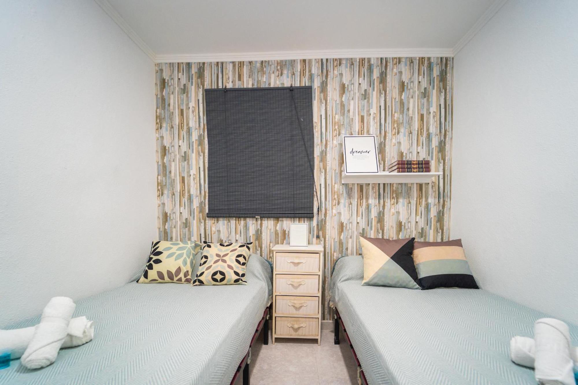 Urban Retreat Spacious Comfort Near *