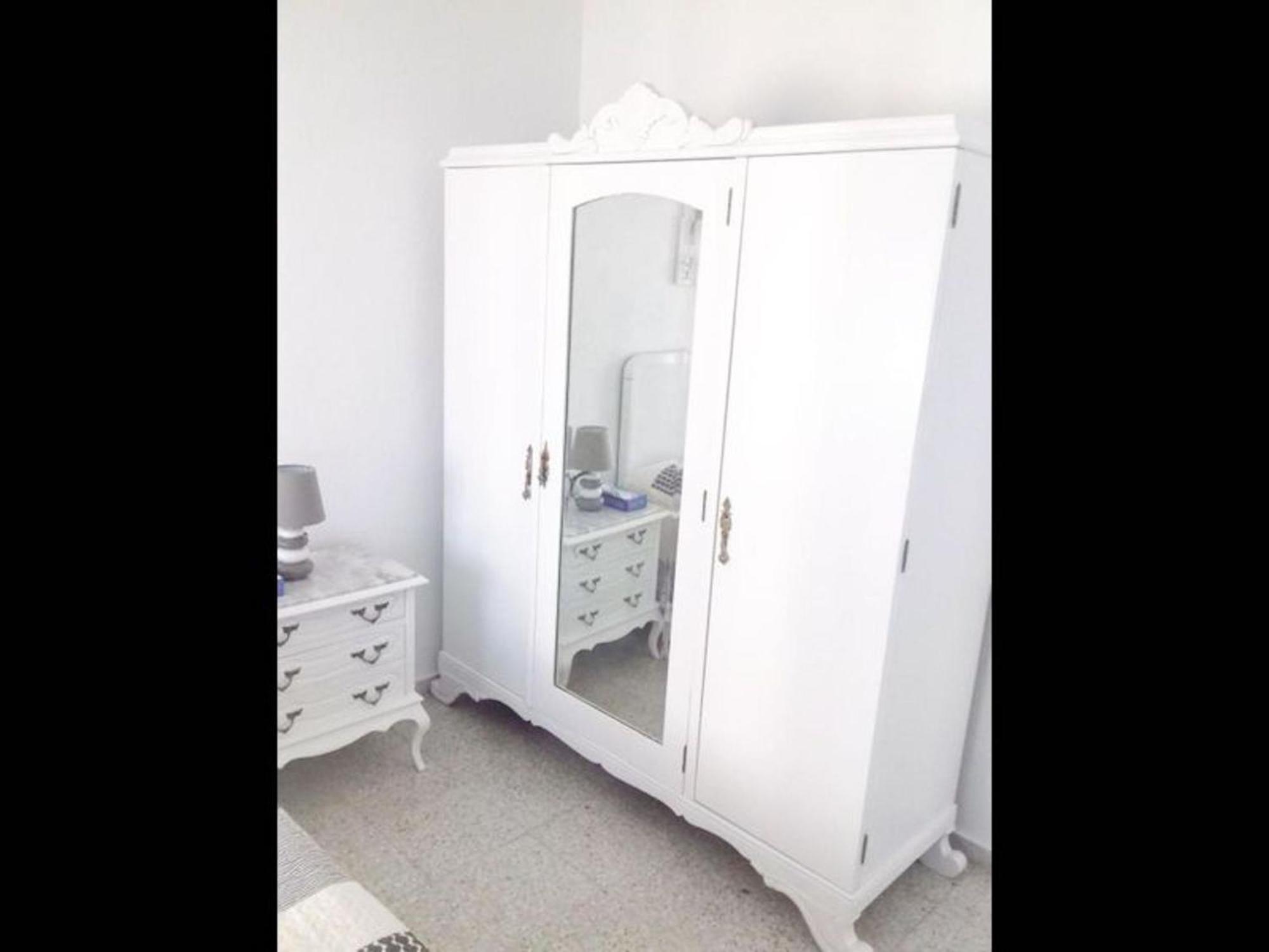 Apartment Lots Of Sunlight 3 Bedroom With Balcony Air Conditioning Sys3yr *