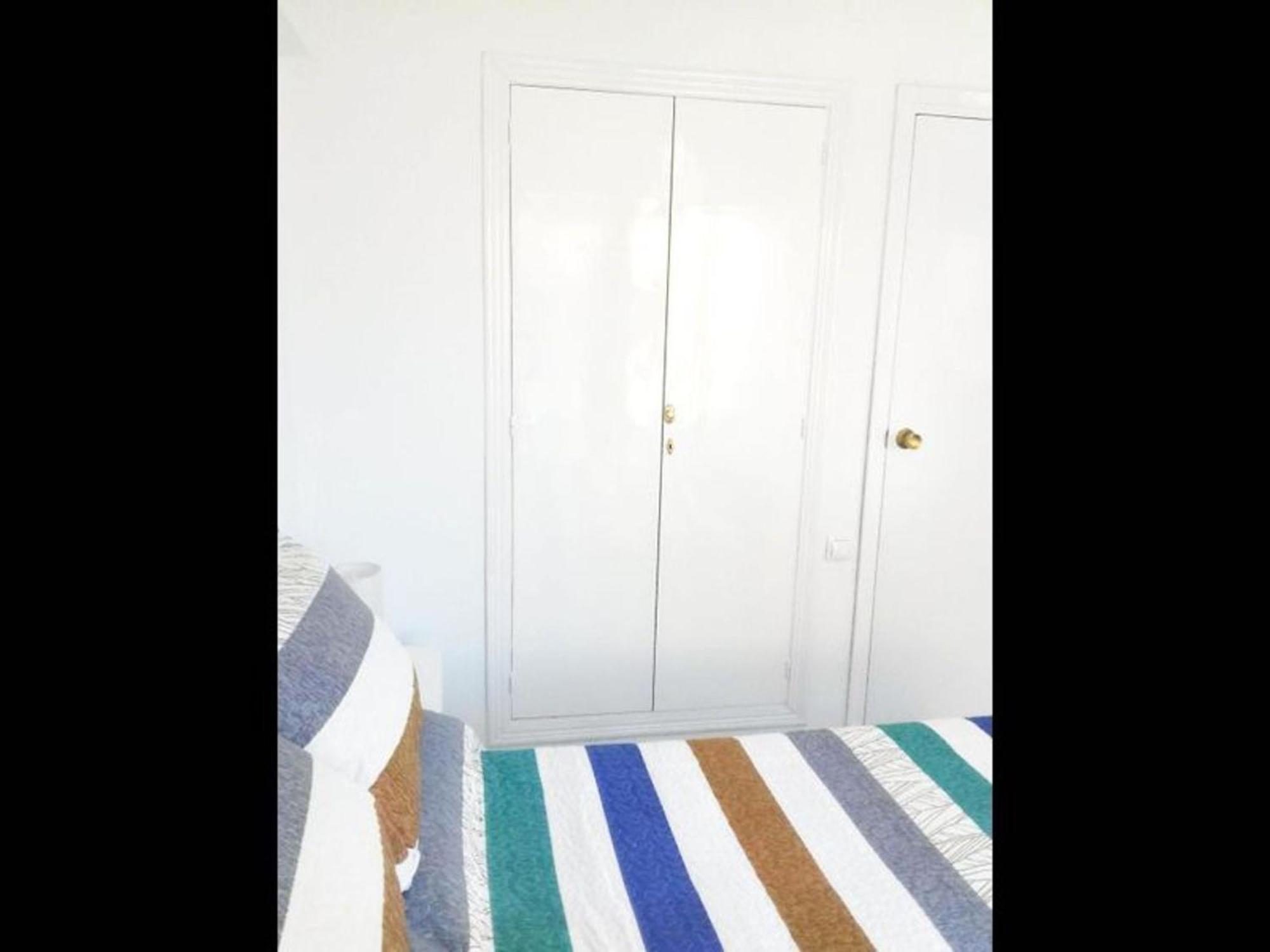 Lots Of Sunlight 3 Bedroom With Balcony Air Conditioning Sys3yr Apartment Alicante