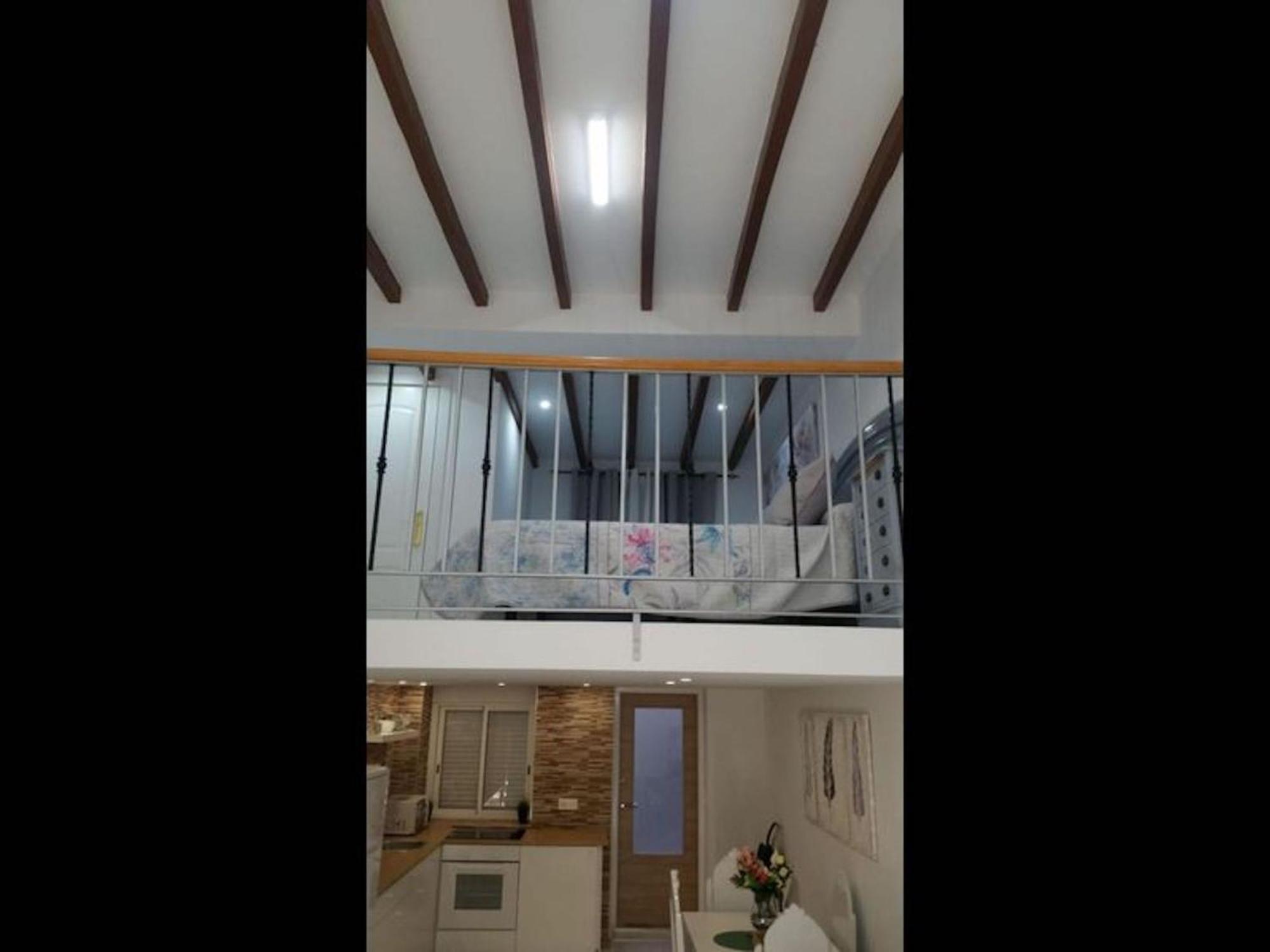 Stunning Loft Air Conditioning, Impressive Modern Conversion Appartement *