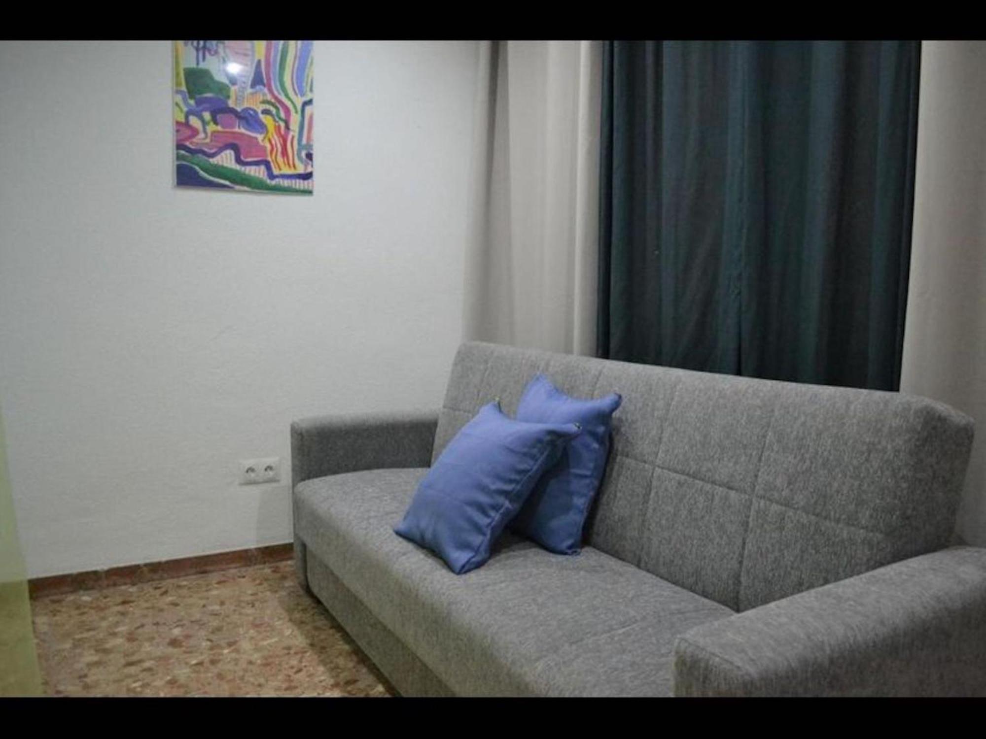 1 Bedroom With Gallery Balcony Free Netflix, Air Conditioning Apartamento