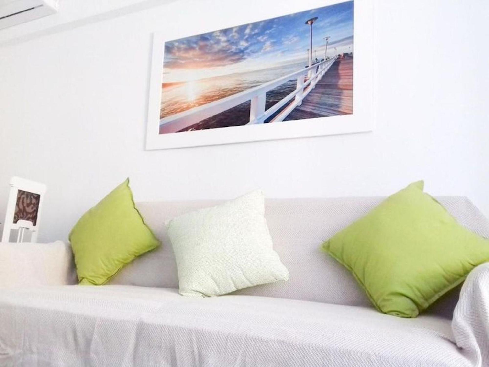Apartment Lots Of Sunlight 3 Bedroom With Balcony Air Conditioning Sys3yr Alicante