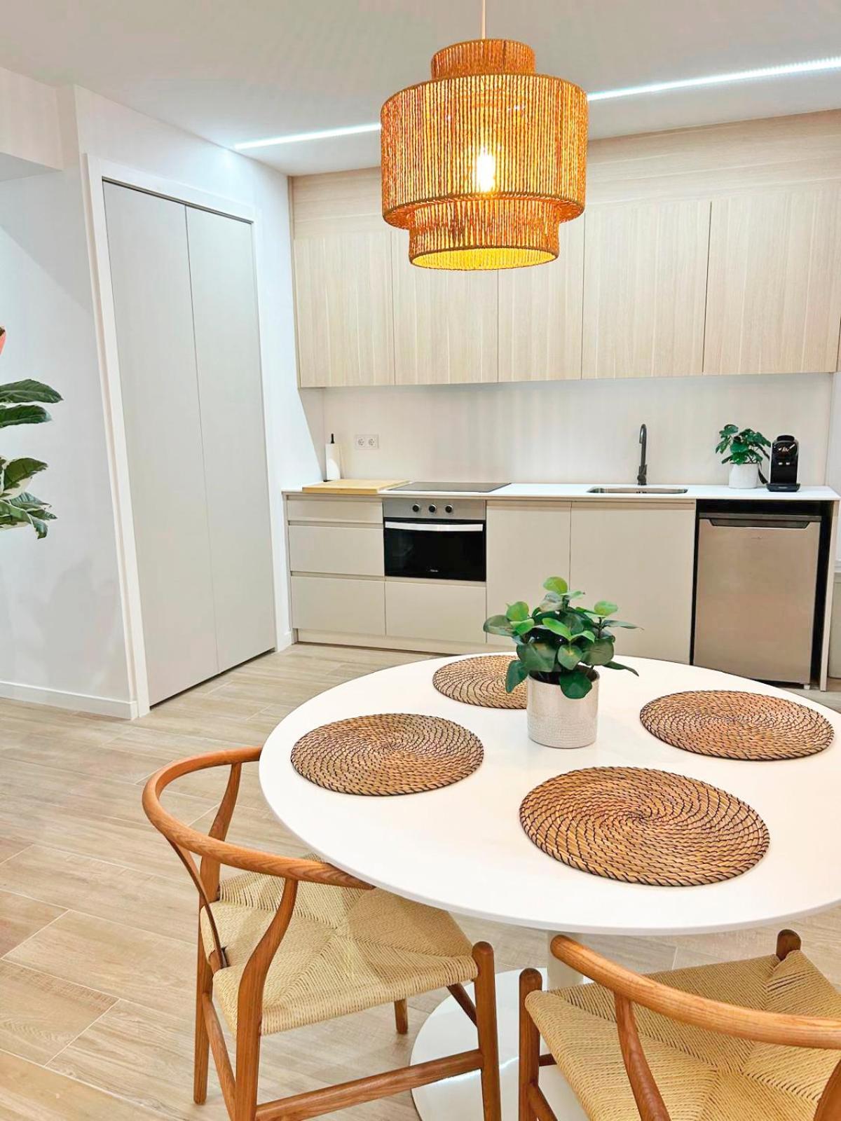 Ayuntamiento, Centrico Nuevo, Aire Acondicionado Apartment *