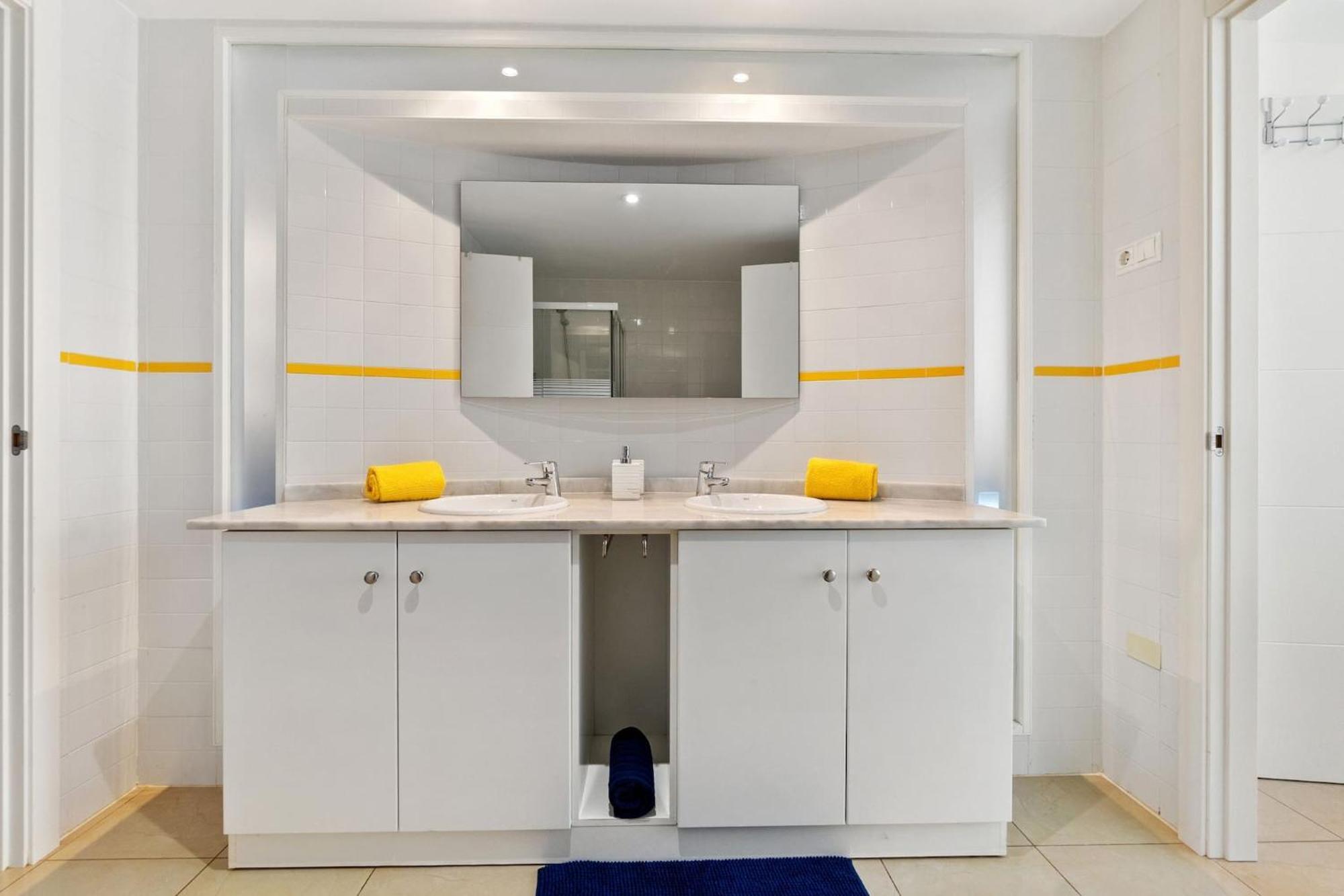 Apartment El Bosque By The Sea
