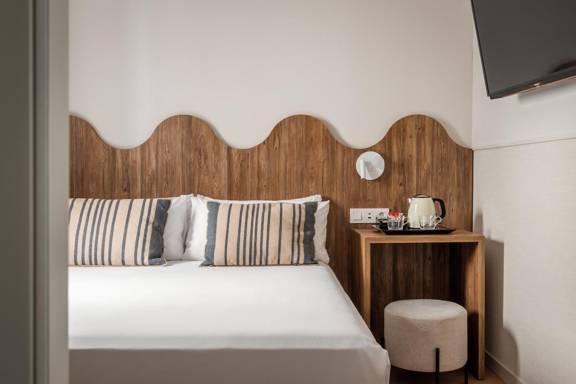 Bypillow Paseo Hotel