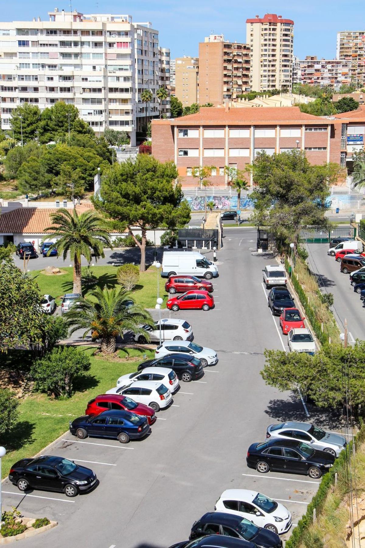 Apartment Skyline Alicante, Modern Flat First Beach Line