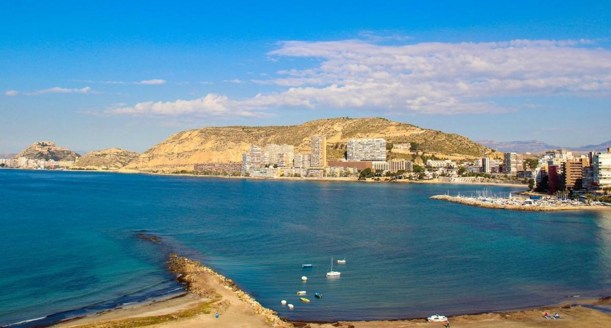 Apartment Skyline Alicante, Modern Flat First Beach Line