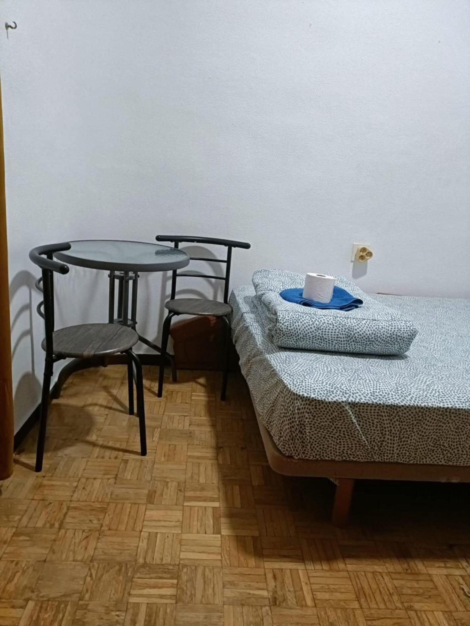 2-habitacion Del Piso
