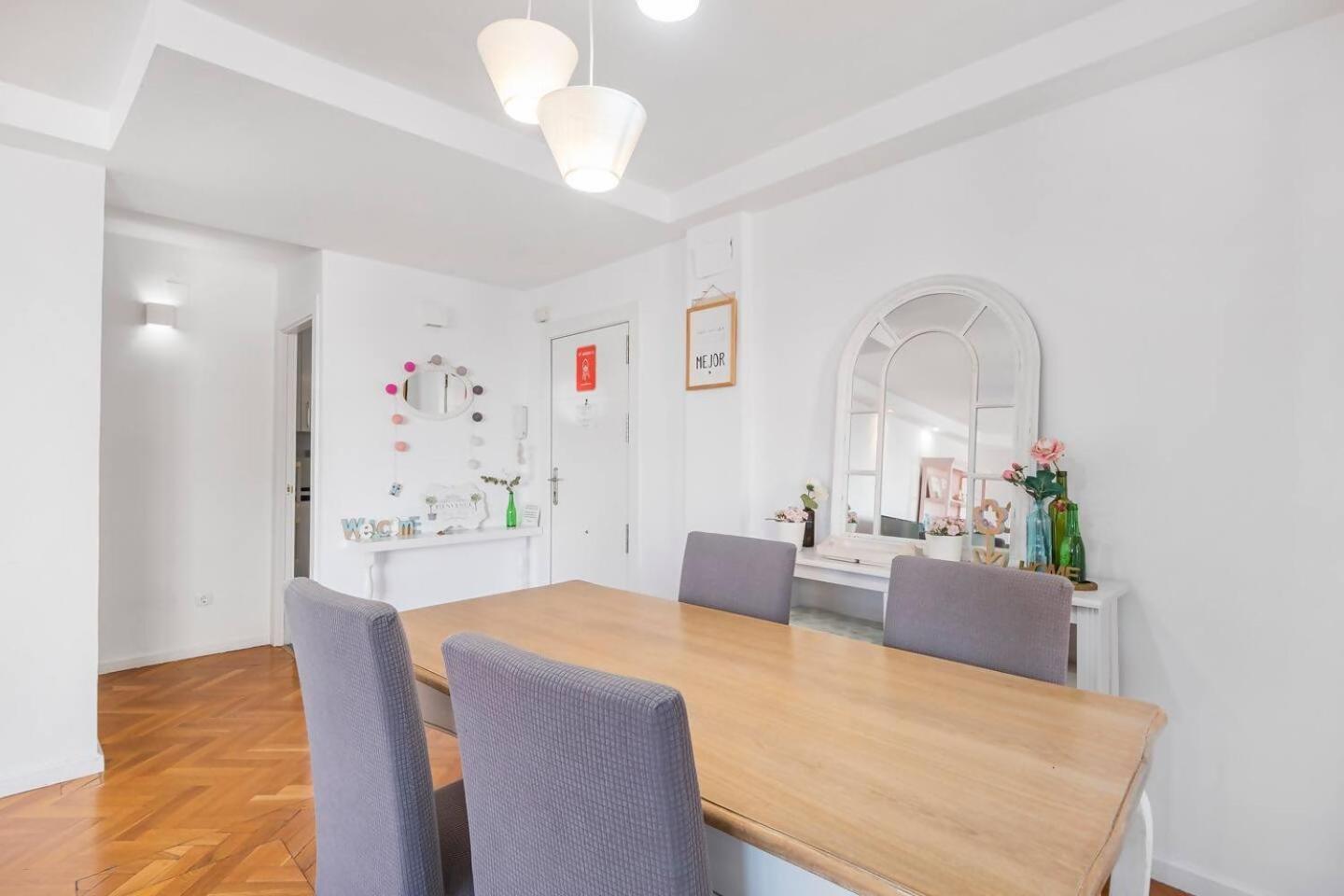 Lovelyloft Mercado Apartment