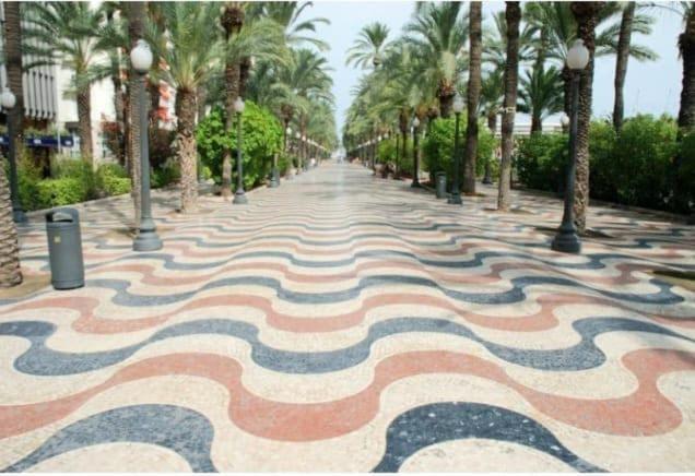 Campoamor Villa *