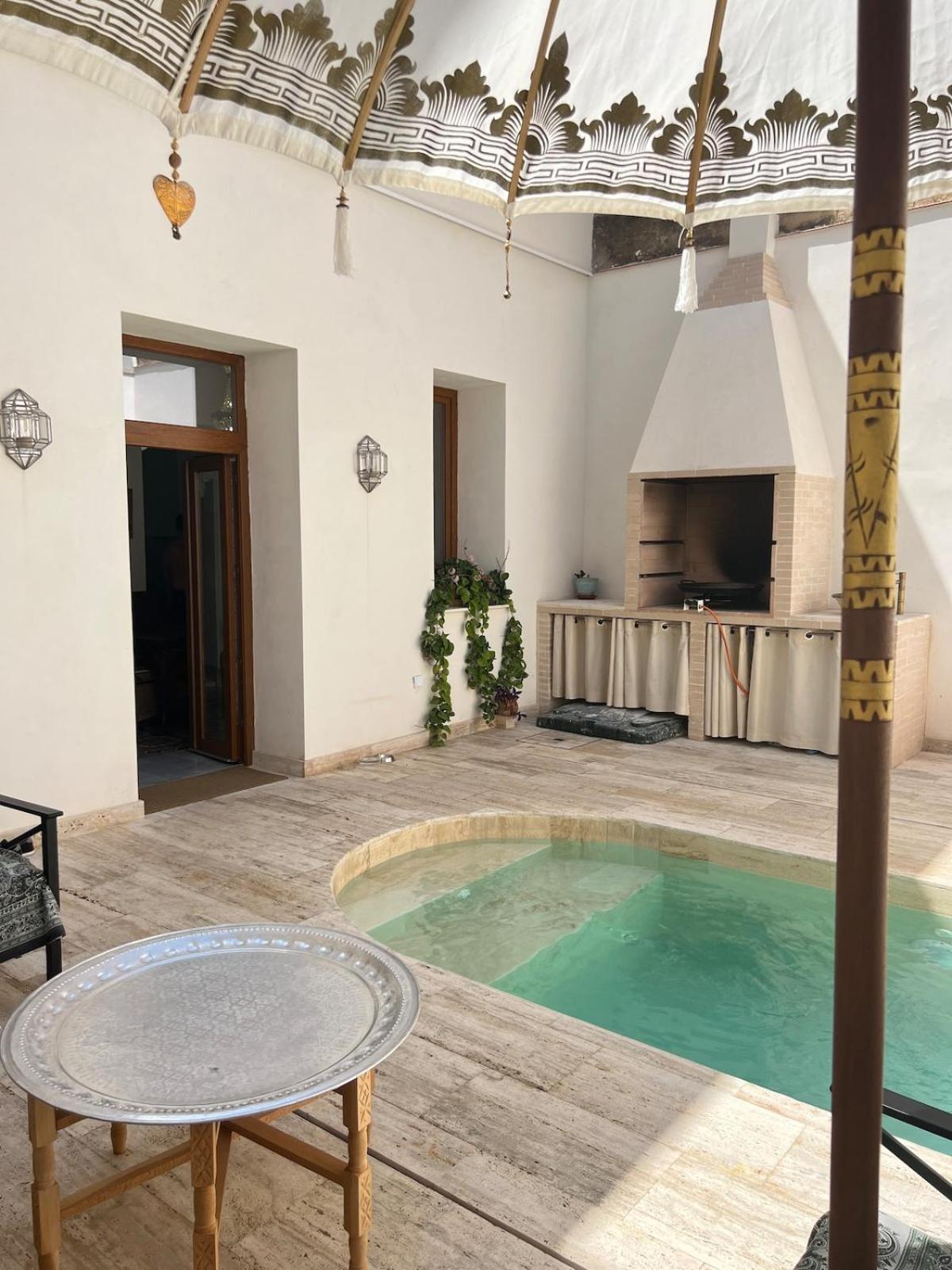 Campoamor Villa *