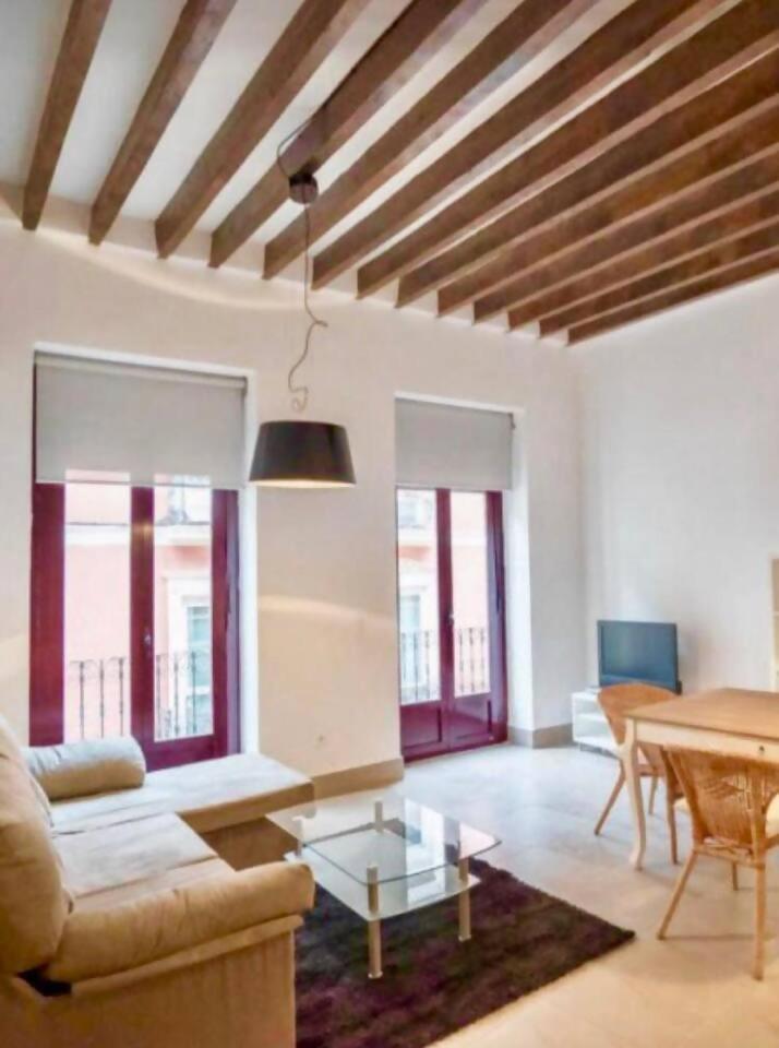 Lovelyloft Castanos Apartment