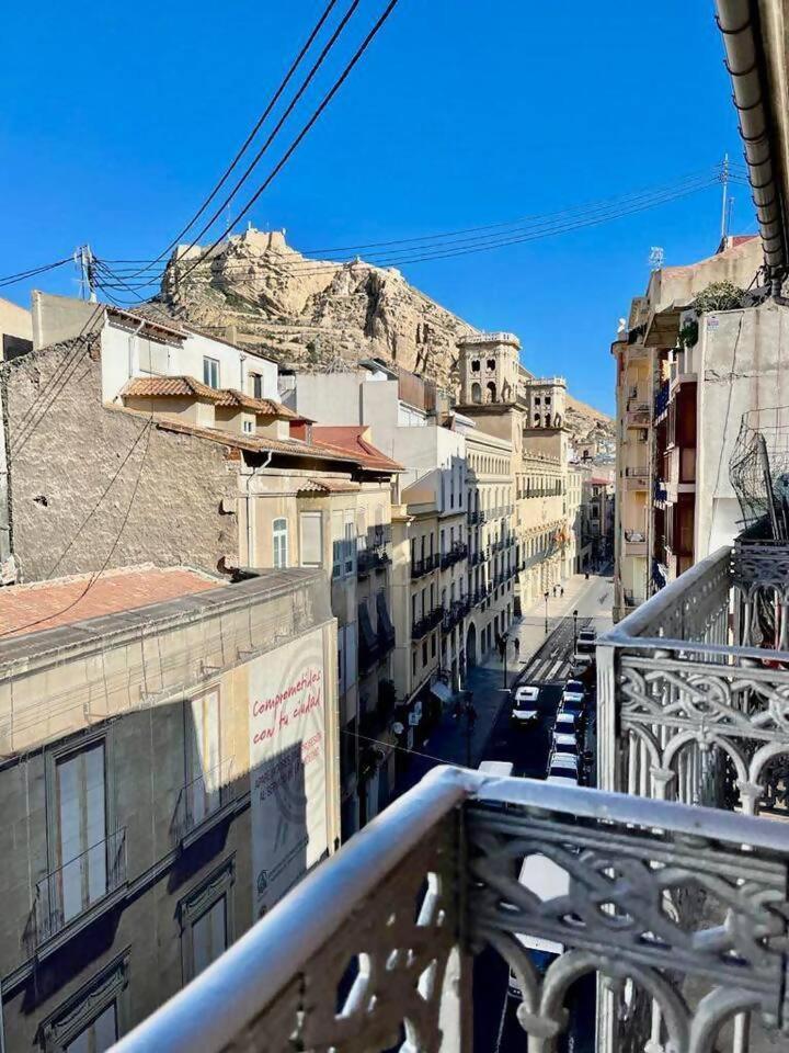 Lovelyloft Flores Atico Huoneisto Alicante