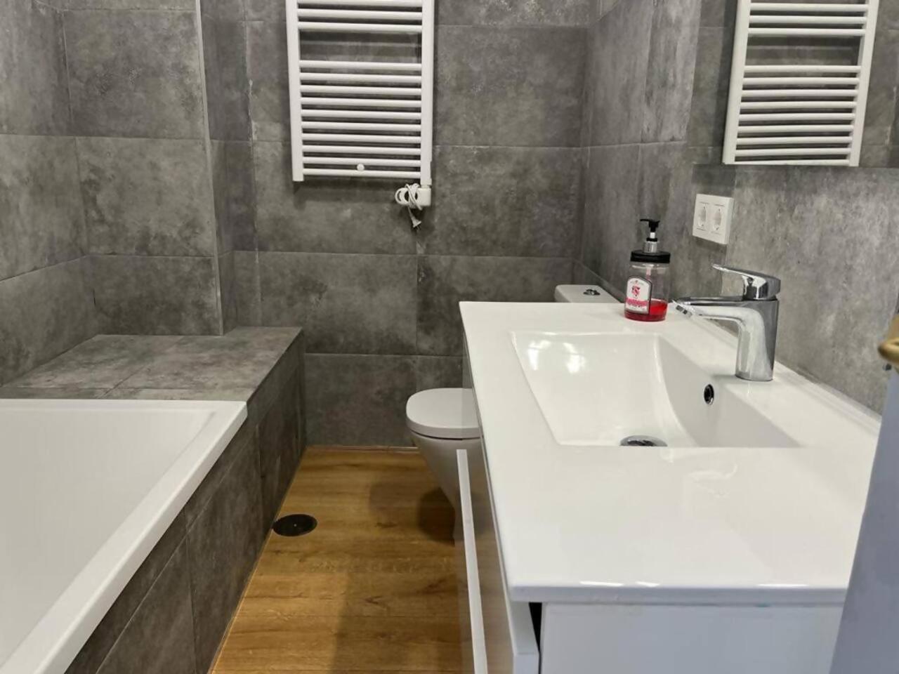 Huoneisto Lovelyloft Flores Atico