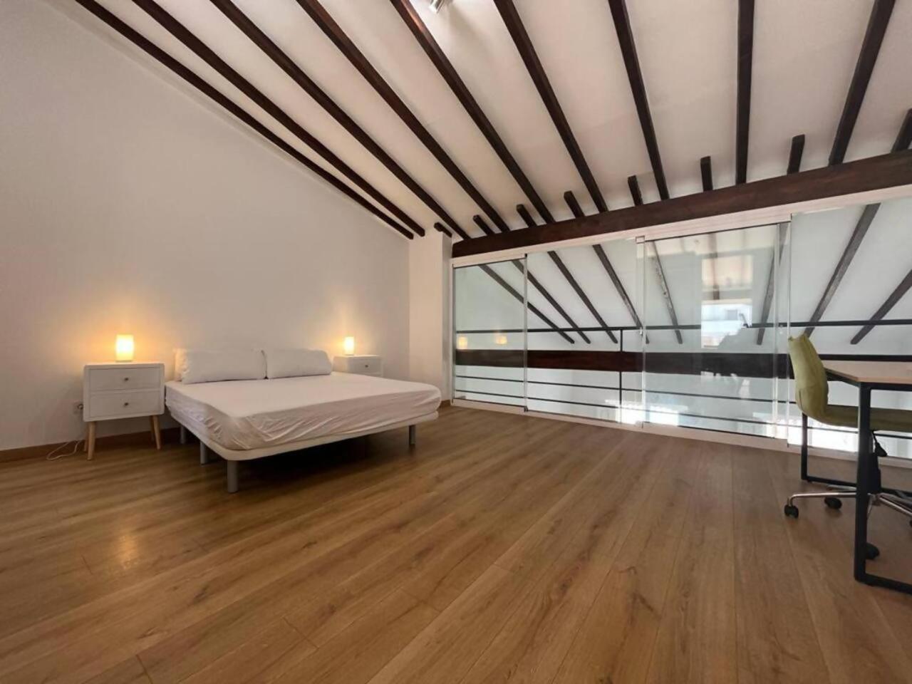 Lovelyloft Flores Atico Alicante