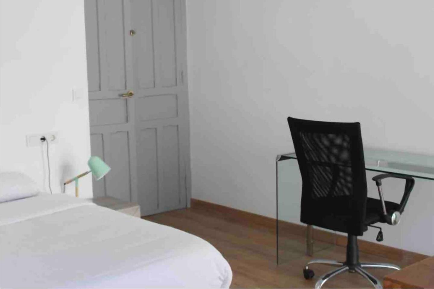 Lovelyloft Flores Atico * Alicante