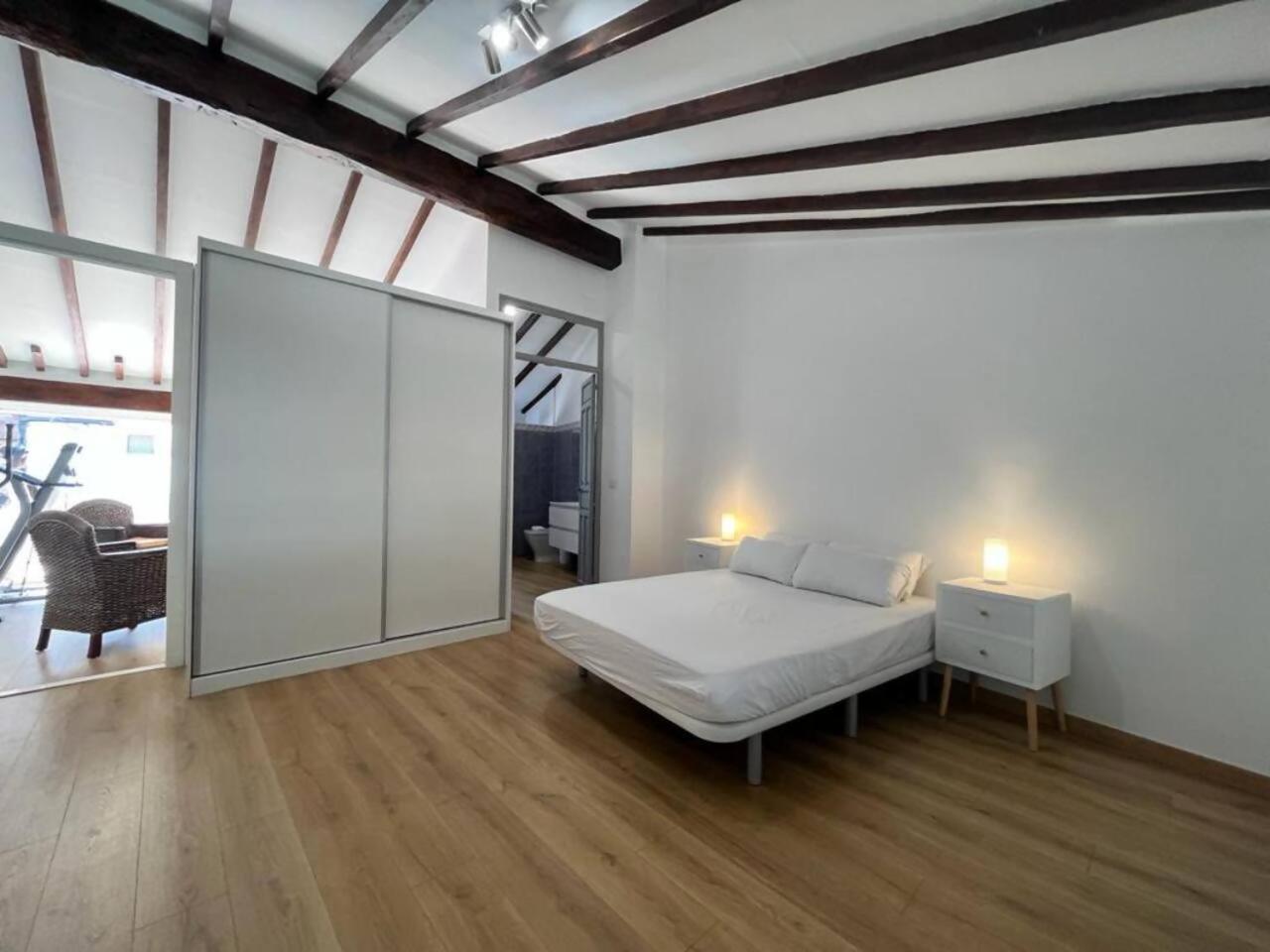 Lovelyloft Flores Atico Huoneisto Alicante