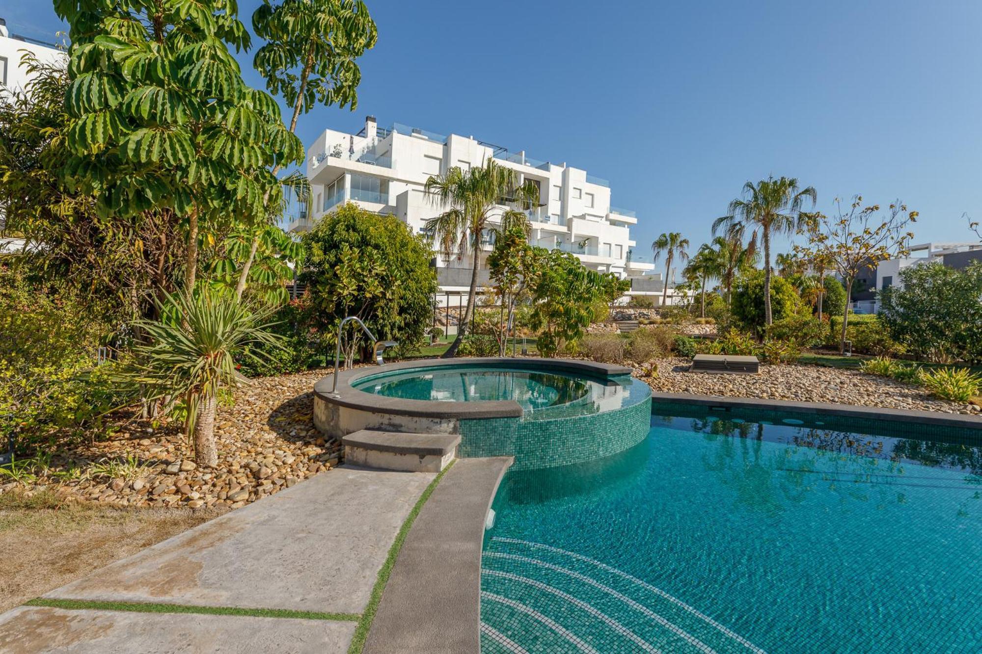 Laura Bali Apartment Alicante