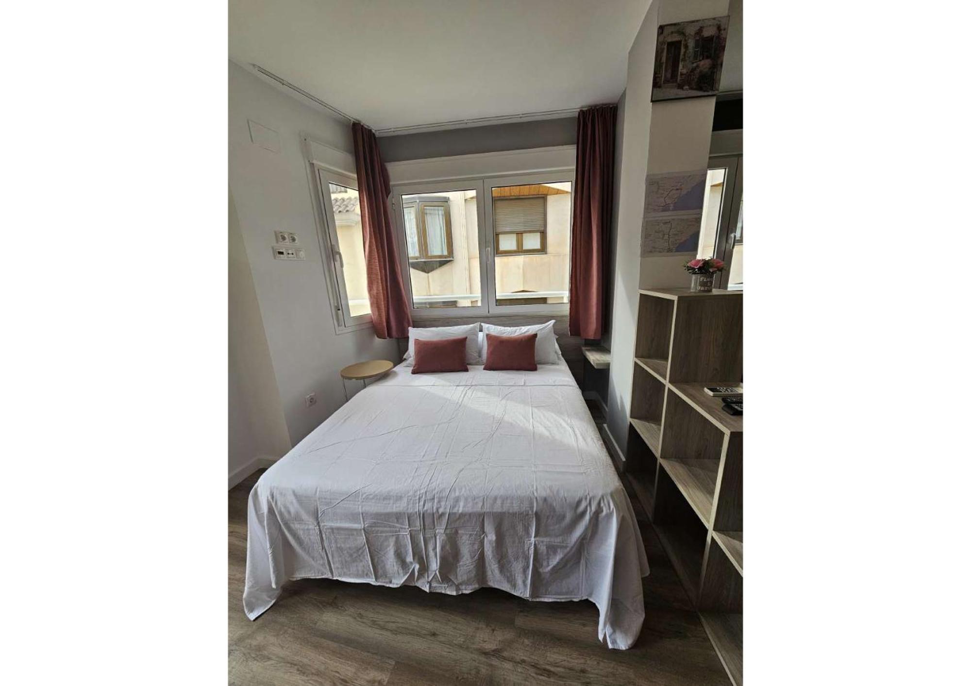Turisticos Kenzamin Apartment Alicante