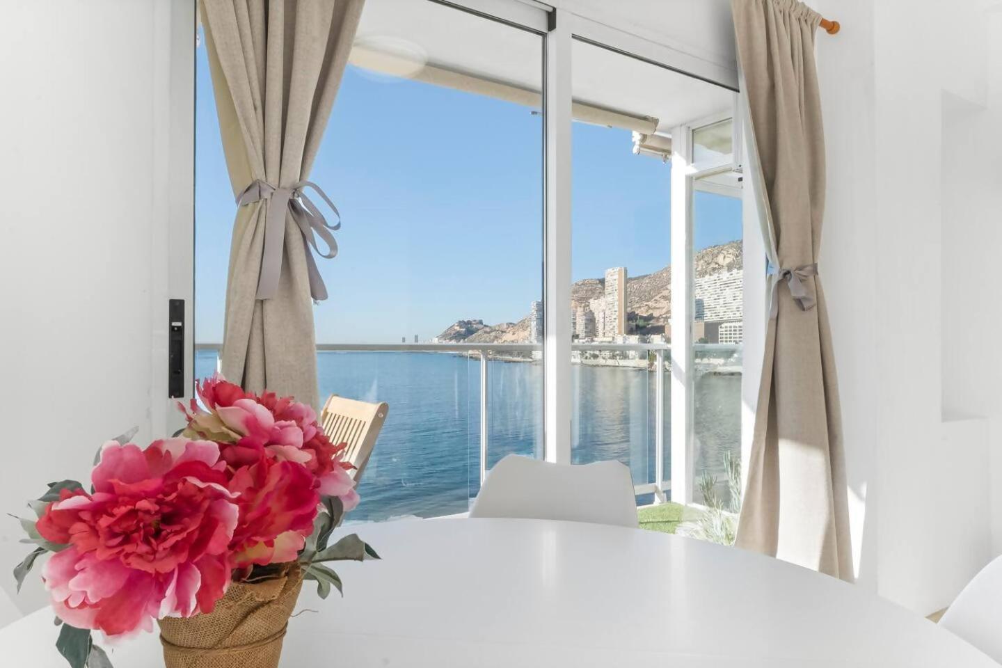 Lovelyloft Alfin Apartment *