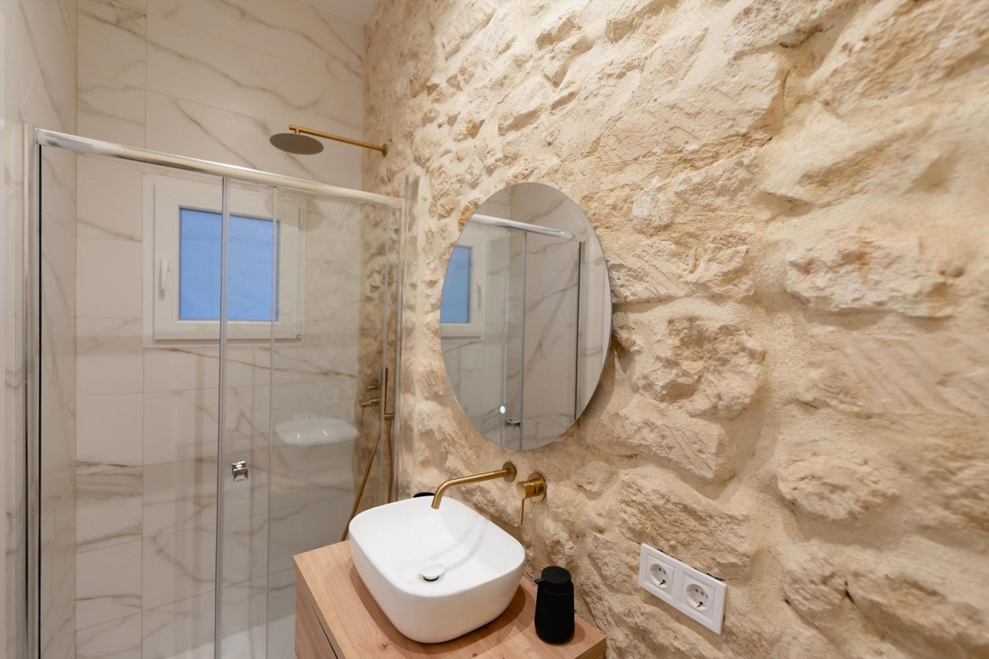 Casa Liam Aparthotel