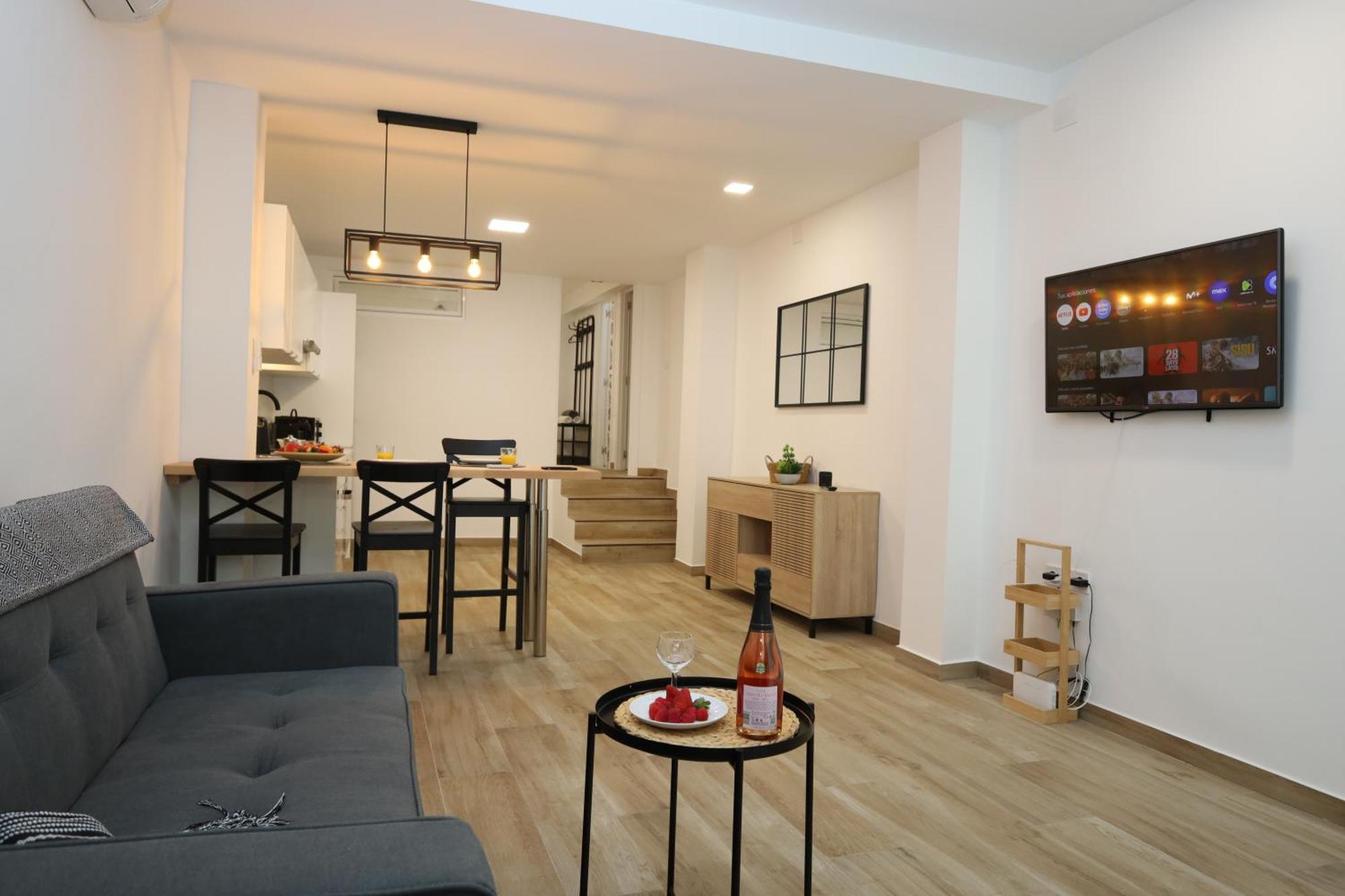 Fantastic Loft In The Center Of By Elconserje Alicante
