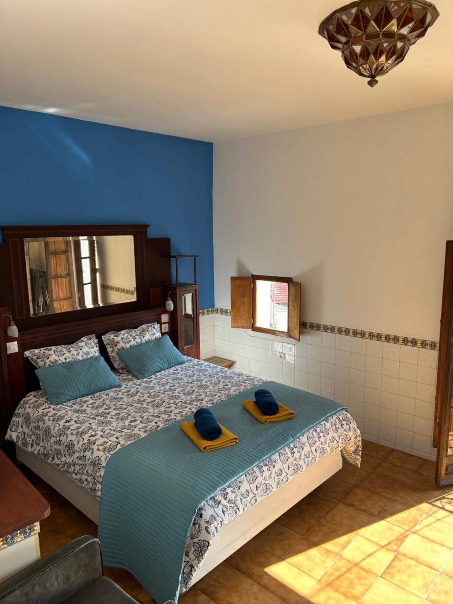 Charming House In The Historic Old Town Alicante
