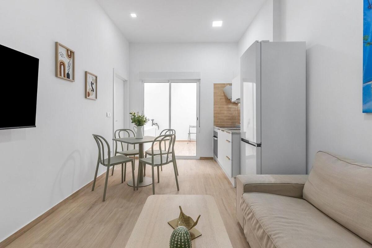 Apartment Urban Chic Oasis With Ac, Private Pool And Wifi Alicante